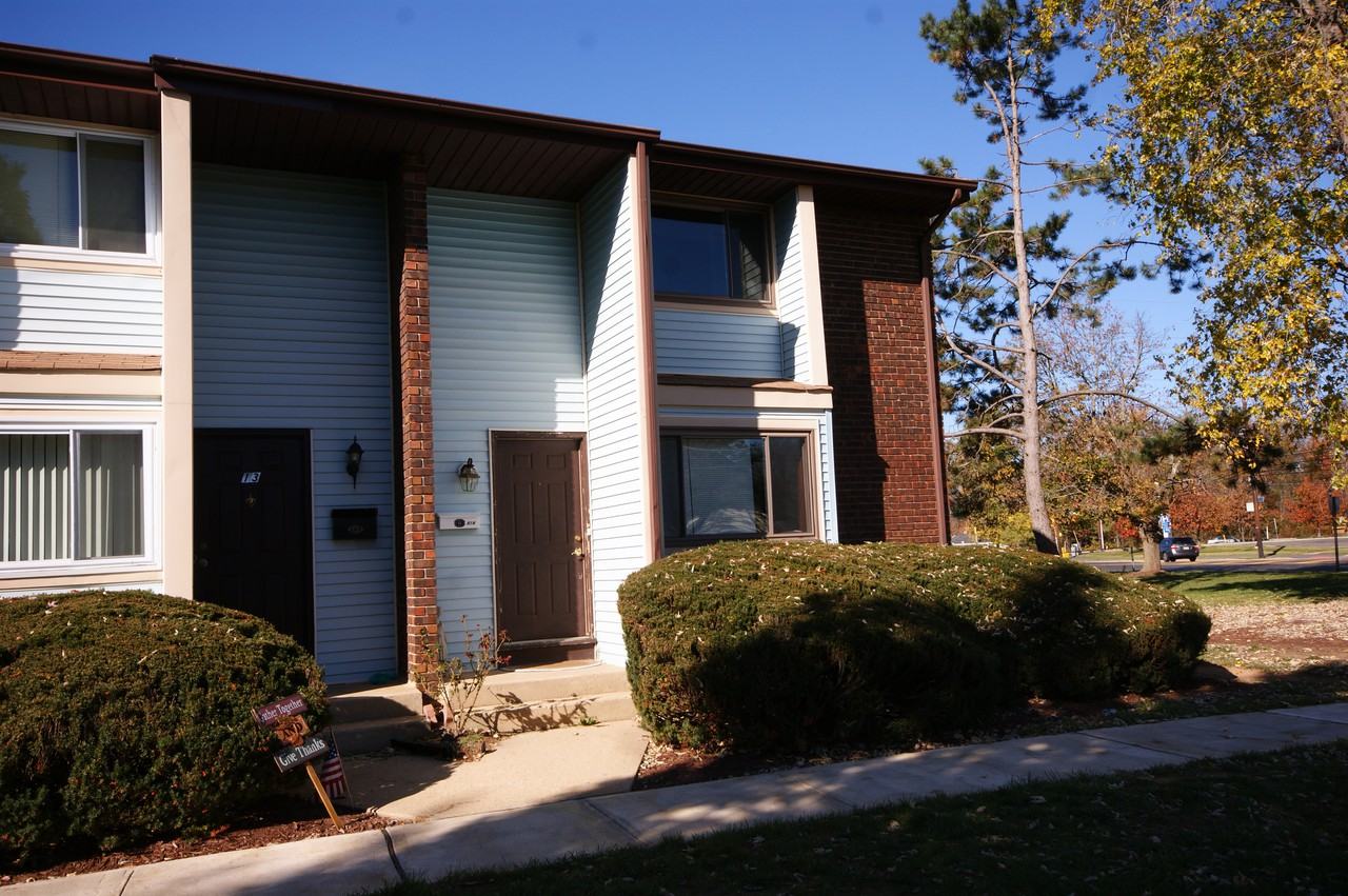 14 Lincoln Ln - Photo 2 of 18