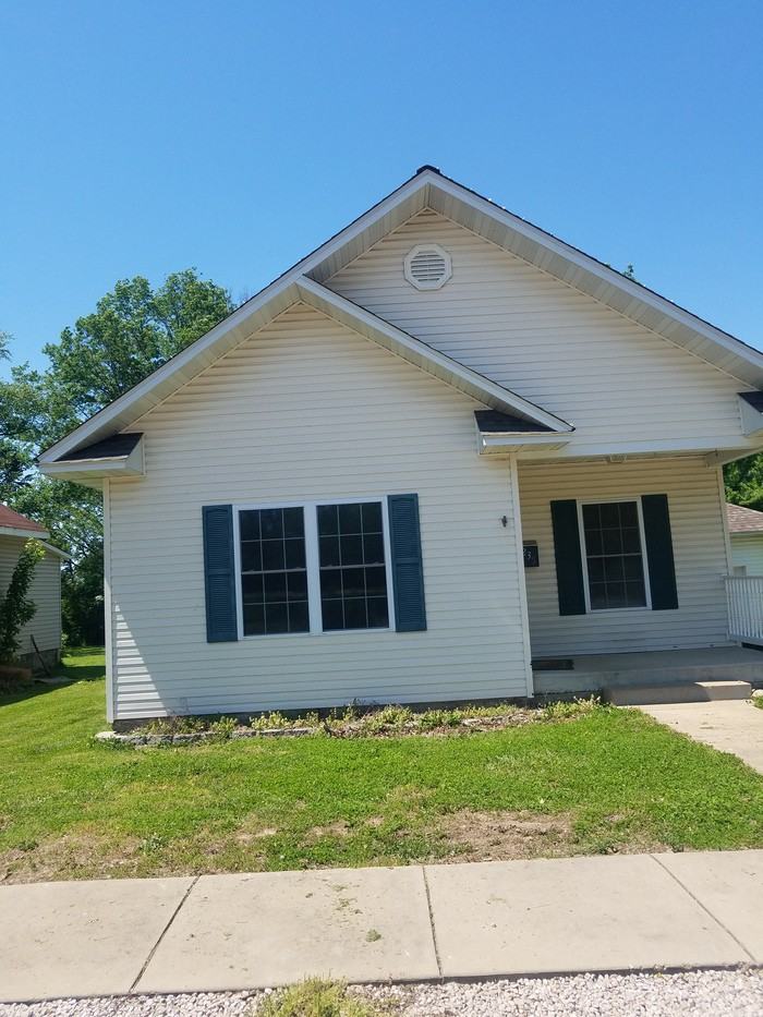 235 Meredith Ln, Sullivan, MO 63080 3 Bedroom Apartment for 800/month