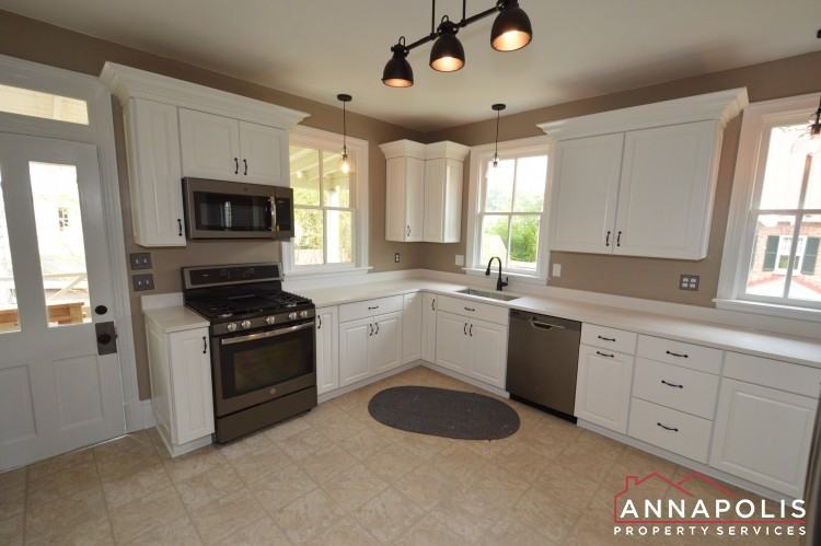 39 Franklin Street - Photo 2 of 23