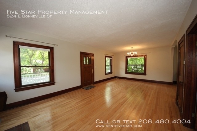 824 E Bonneville St - Photo 3 of 13