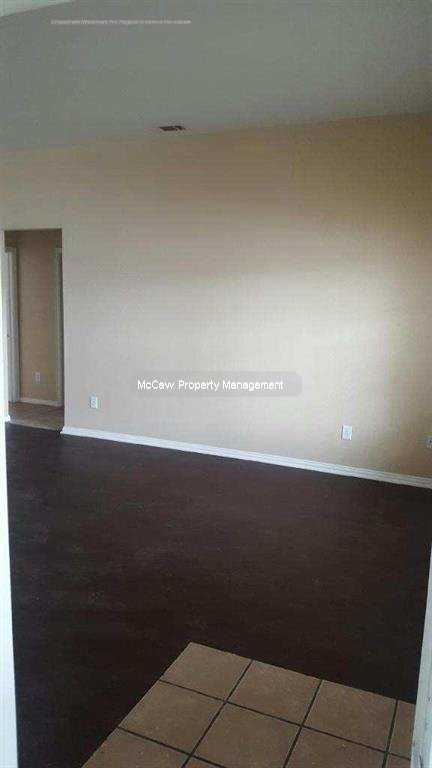 2319 Great Light Dr - Photo 3 of 10