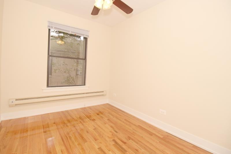 617 W Melrose Street - Photo 3 of 41