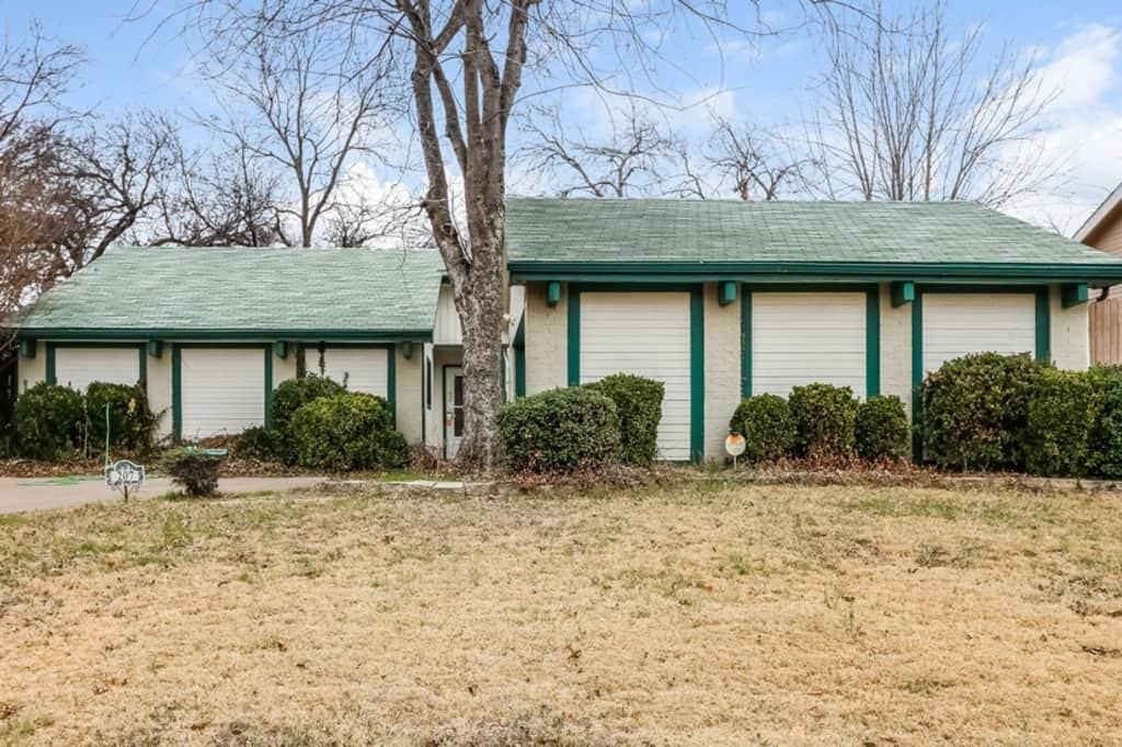 207 Springridge Ln - Photo 2 of 25