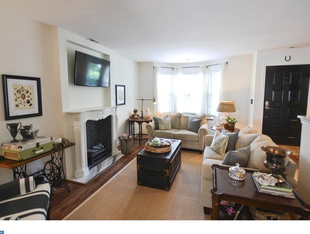 140 Pendragon Way - Photo 3 of 19