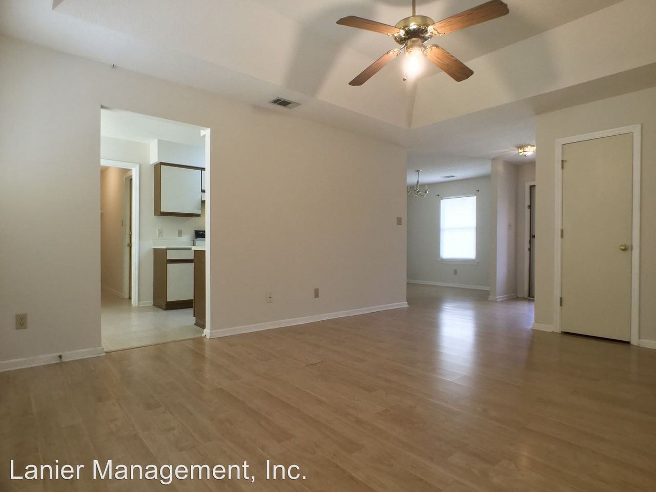 148 Country Walk Cir - Photo 2 of 22