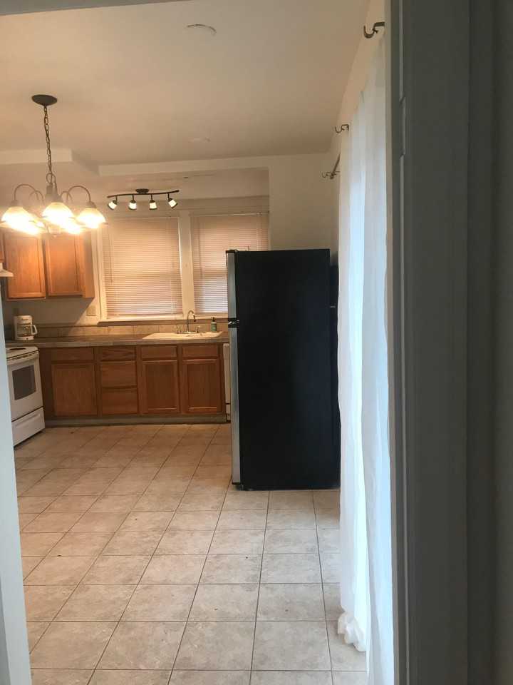 255 S 11th St - Photo 2 of 3