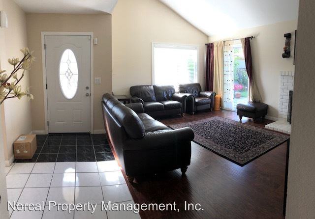 5916 Southwind Dr - Photo 3 of 27