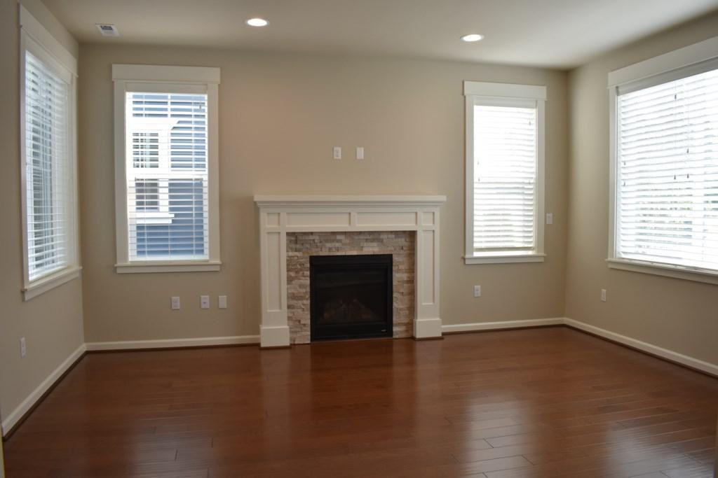 4520 185th Pl SE - Photo 3 of 26