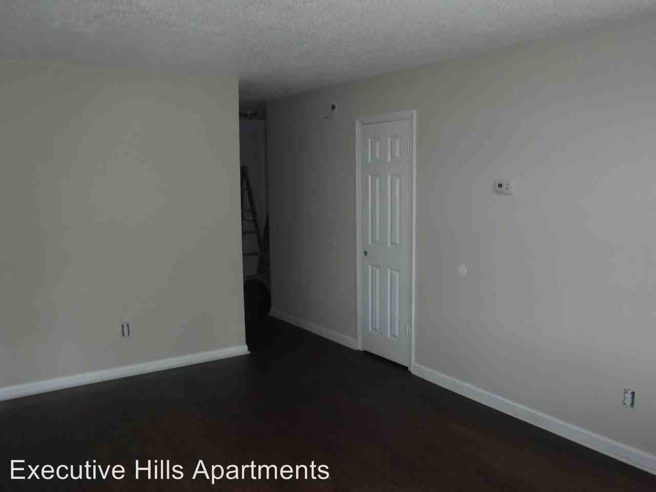 1502 Halston Circle NW - Photo 3 of 6