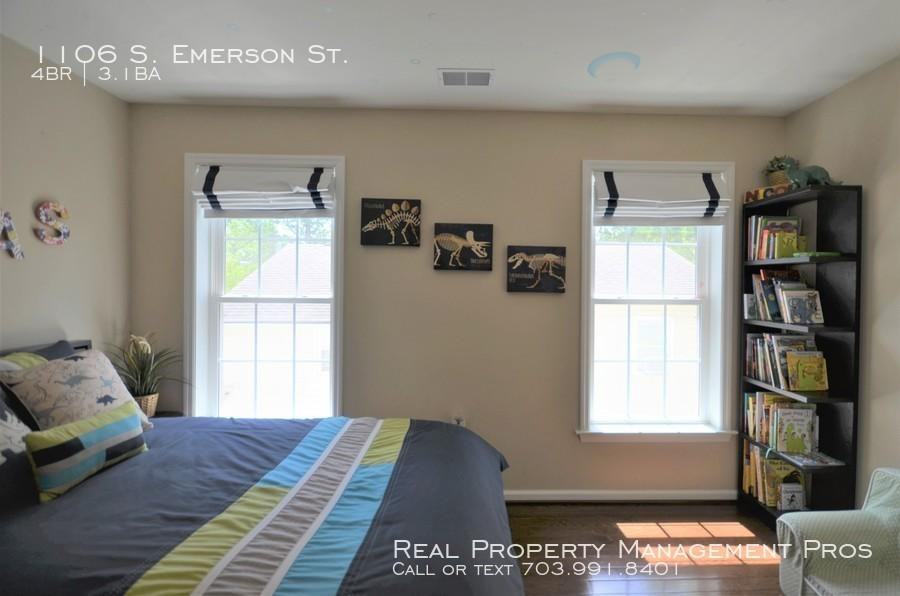 1106 S Emerson St - Photo 2 of 39