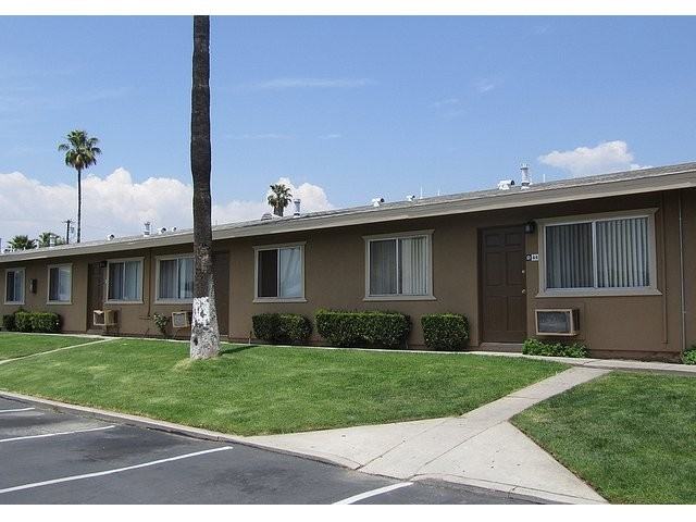 Las Brisas Apartments - Photo 3 of 10