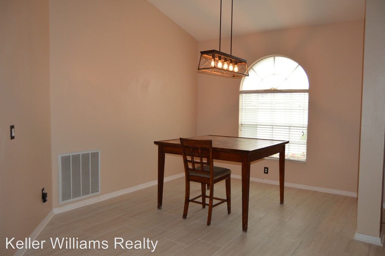 9417 Clover Glen Dr - Photo 3 of 21