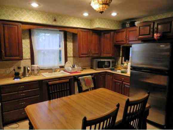 149 Vestal Rd - Photo 3 of 12