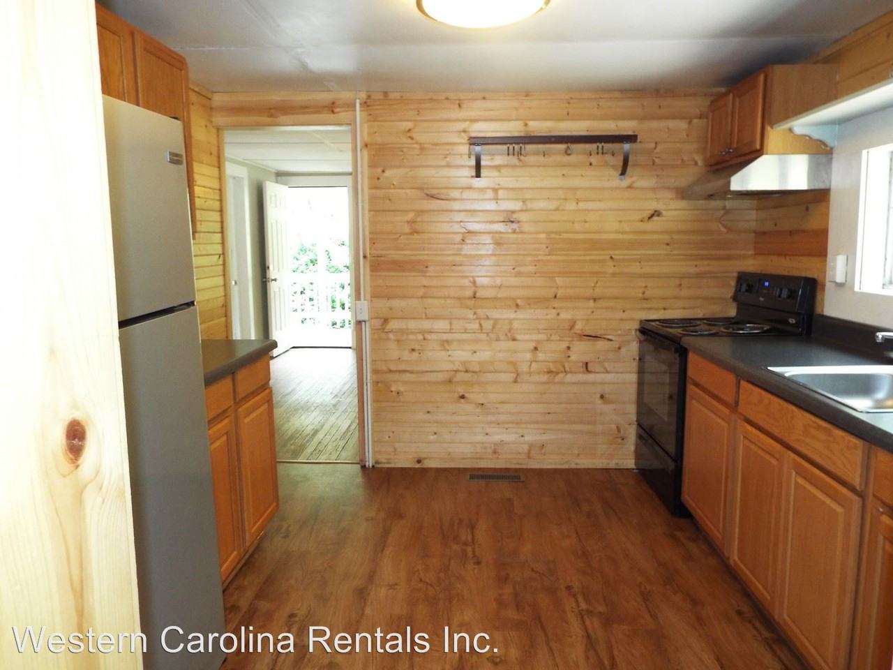 1048 Johns Creek Rd - Photo 2 of 46