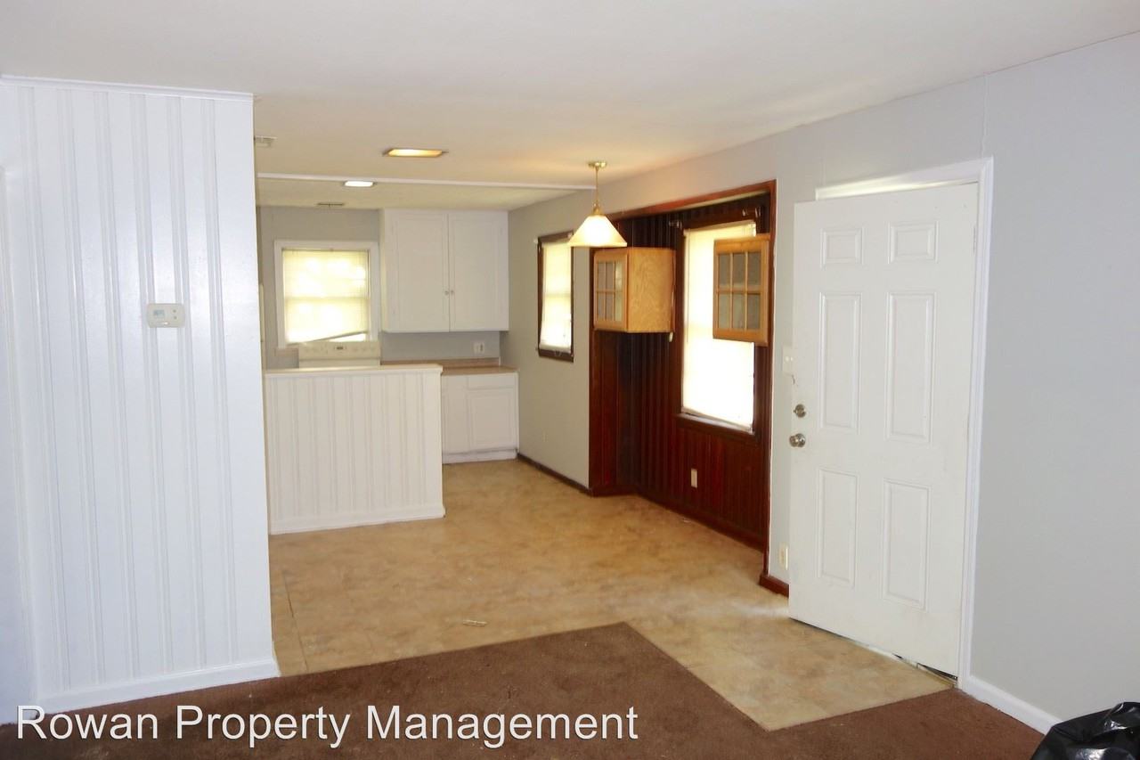 1720 E. 89th Street - Photo 2 of 7