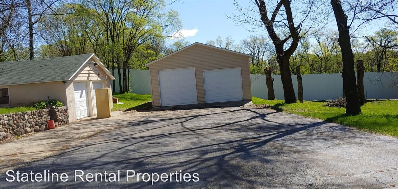 12989 N 2nd St - Photo 2 of 8