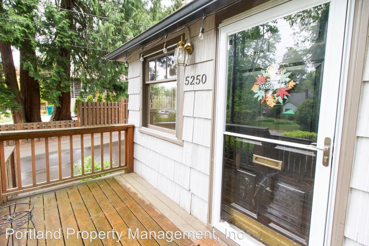 5250 SE Logus Rd - Photo 3 of 24