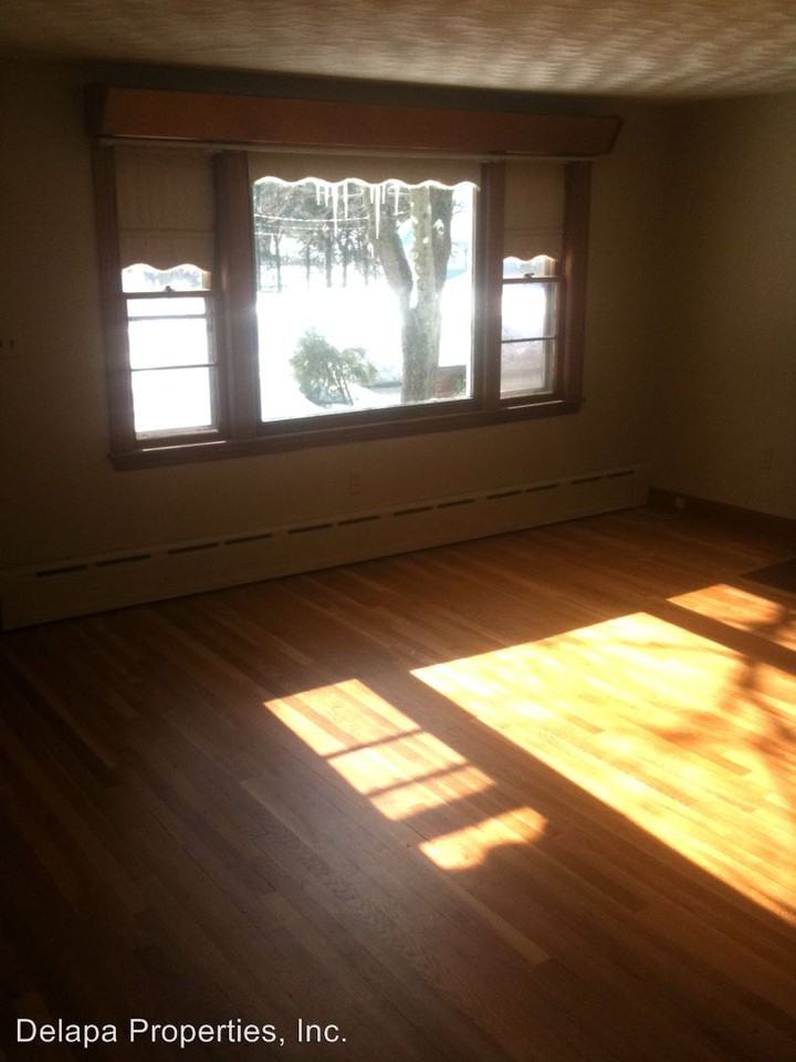 57 Frairy St - Photo 2 of 4