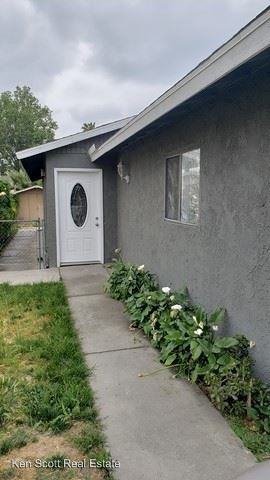 1691 N Massachusetts Ave - Photo 2 of 19