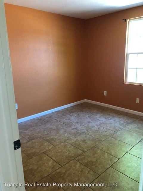 4606 University/Jimmy Simmons Blvd - Photo 3 of 6