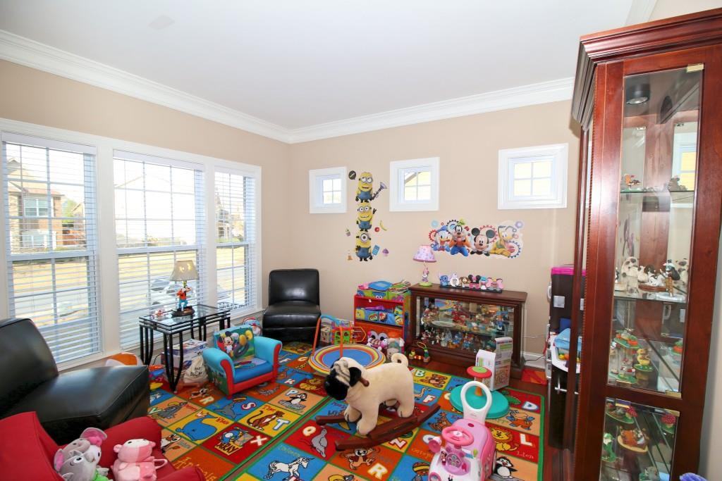 2217 Chaseford Ln - Photo 3 of 21