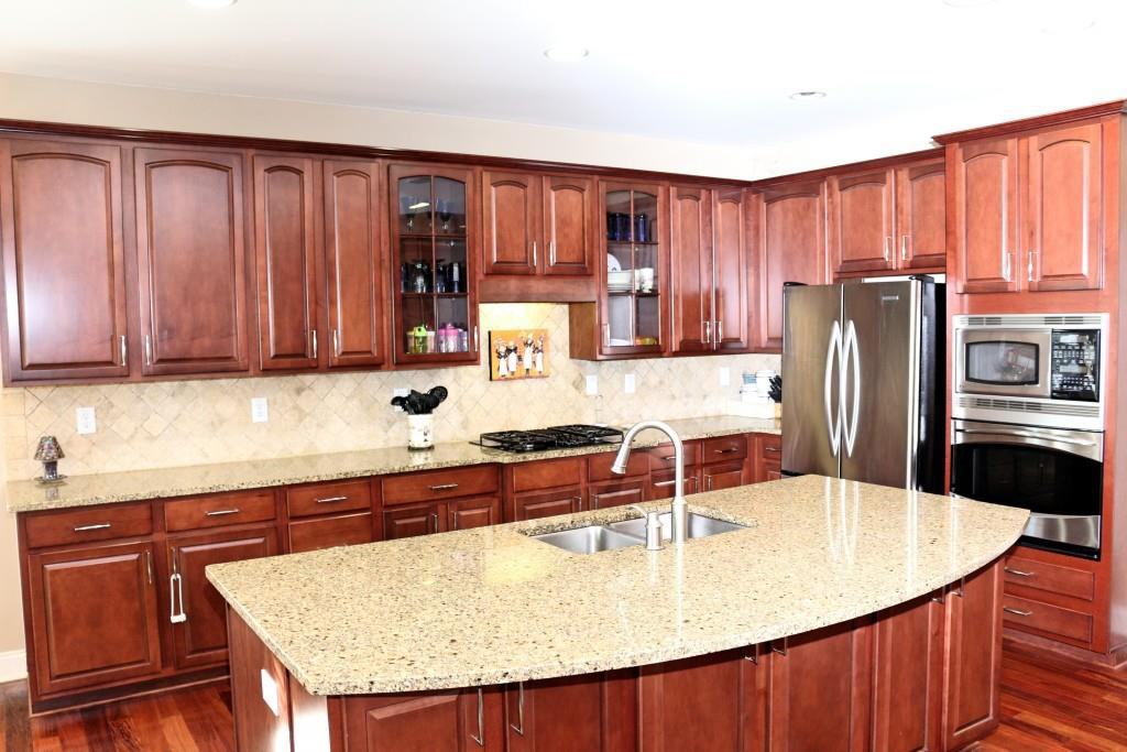 2217 Chaseford Ln - Photo 6 of 21