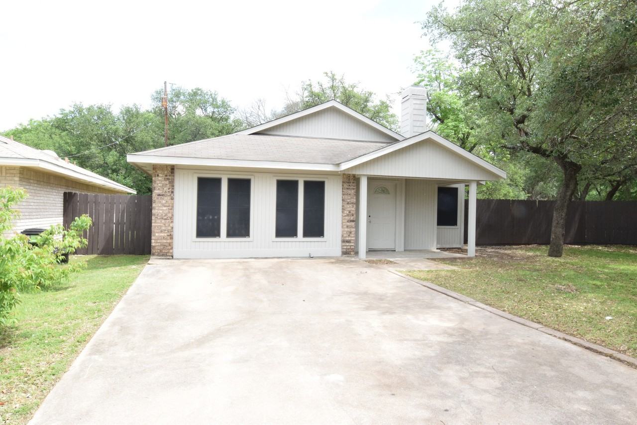 10 Rawhide Cir - Photo 2 of 15