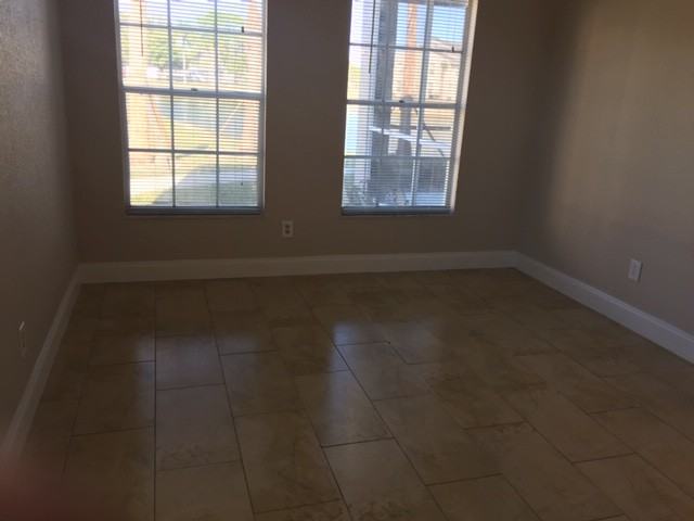 177 Santa Clara Dr - Photo 3 of 7