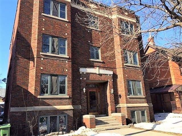 575 MacLaren Street #09