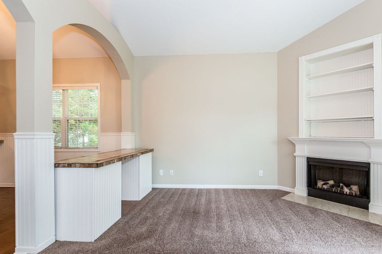 7014 White Walnut Way - Photo 3 of 18