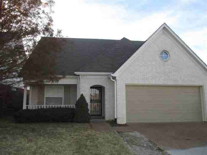 2257 Purple Leaf Cove - Photo 2 of 18