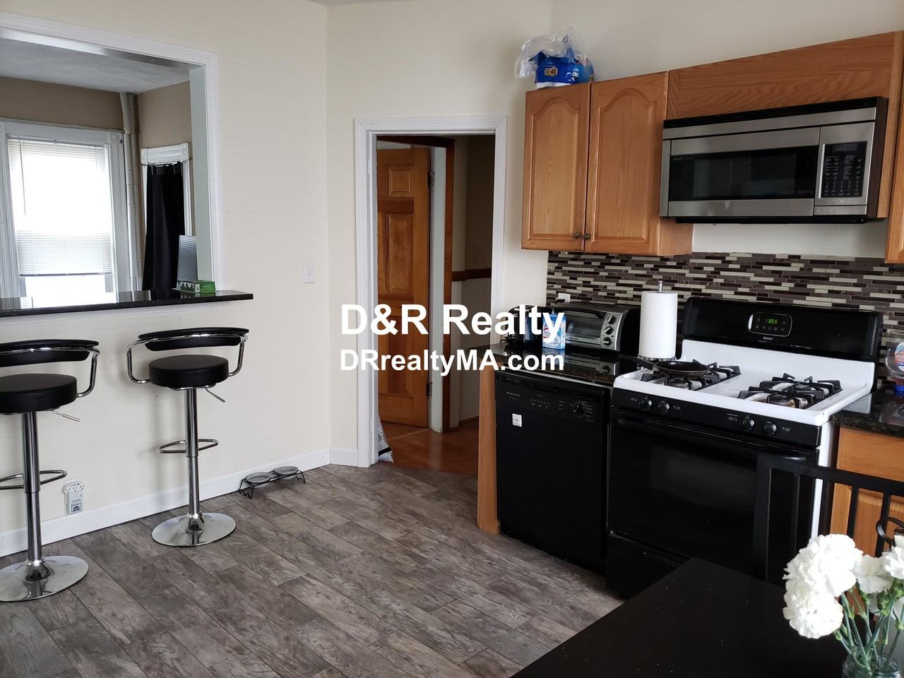 Beacon Street #3 - Photo 2 of 11