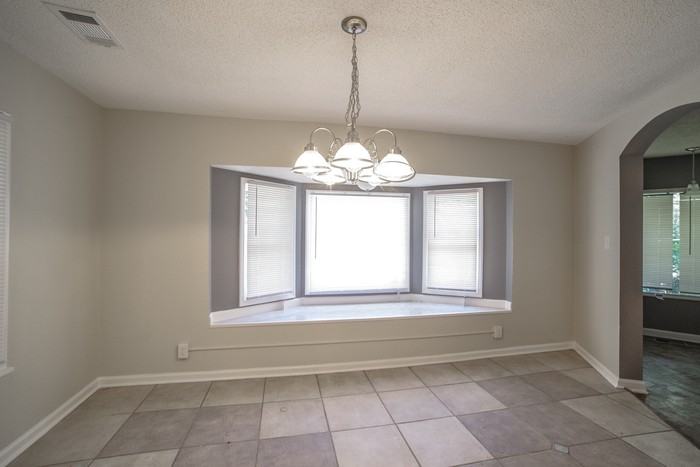 2018 Pryor Rd SW - Photo 2 of 6