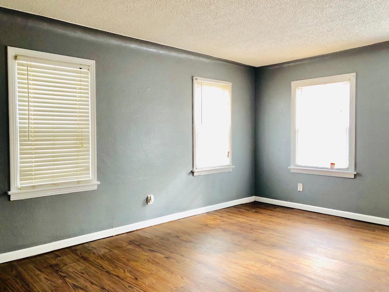 1338 Crestwood Road - Photo 2 of 15