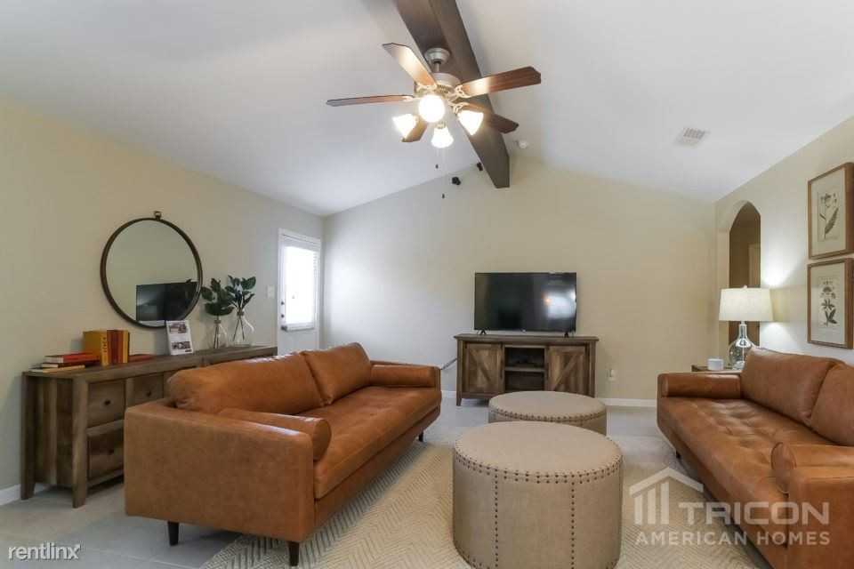 624 Totem Trail Drive - Photo 3 of 20