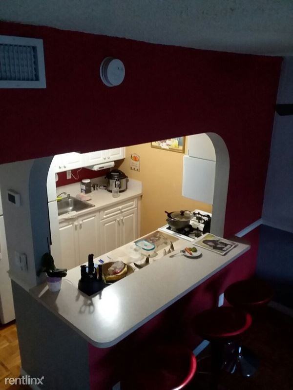 1350 west 53 st - Photo 2 of 10