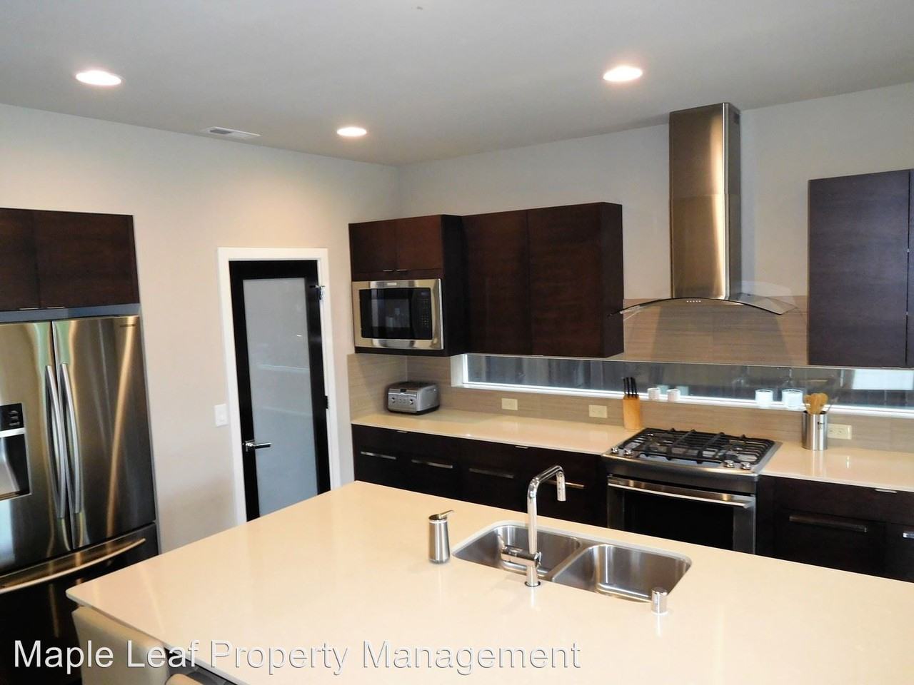 3915 NE 24th Ct - Photo 2 of 48