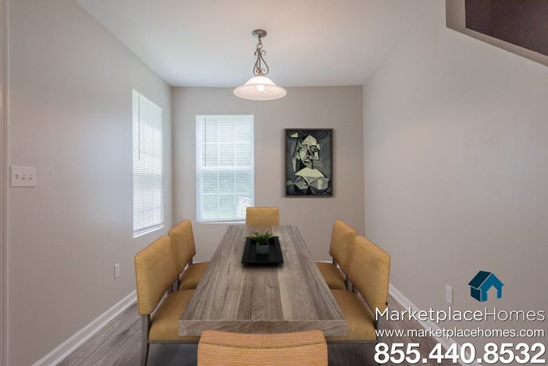 2253 Roswell St SW - Photo 3 of 14