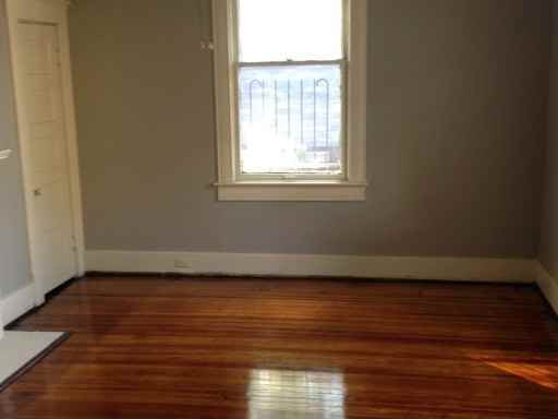 1324 17th St N - Photo 2 of 9