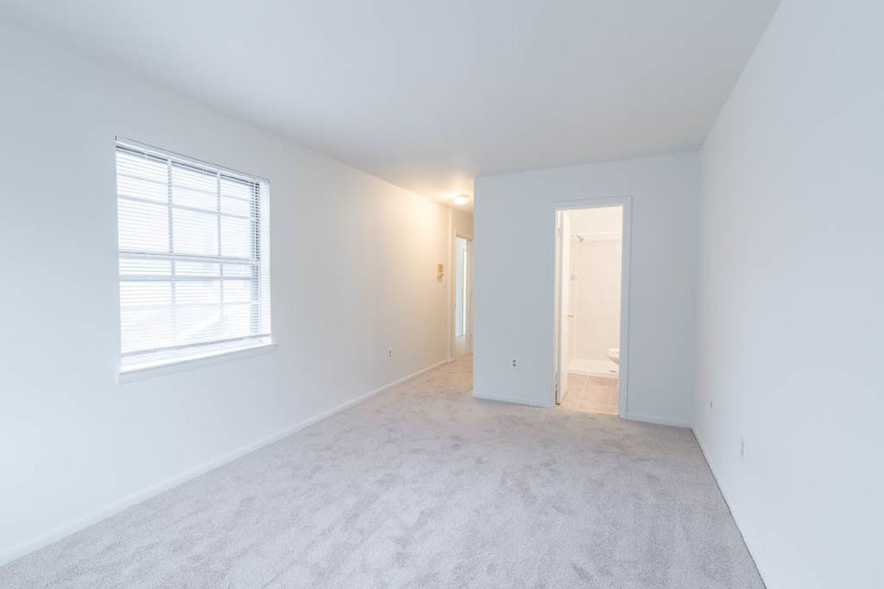 36 Bayberry Pl - Photo 3 of 8