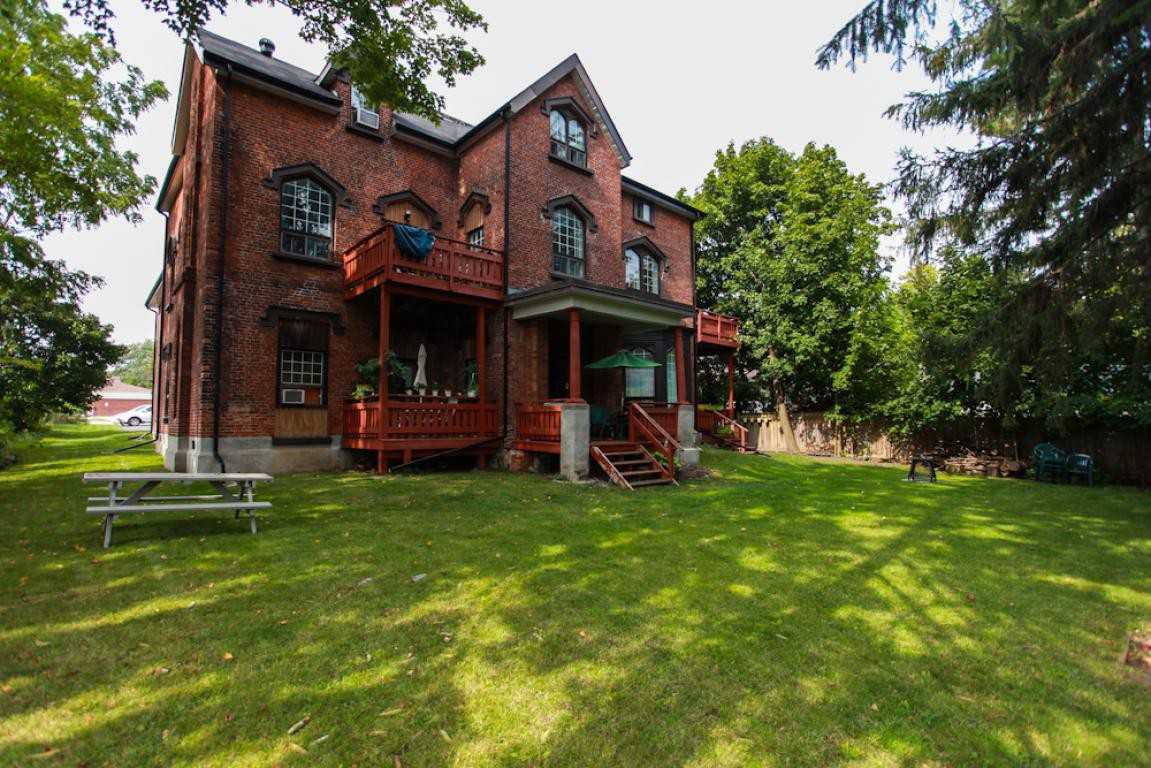 5 WELLINGTON STREET EAST - Photo 3 of 8