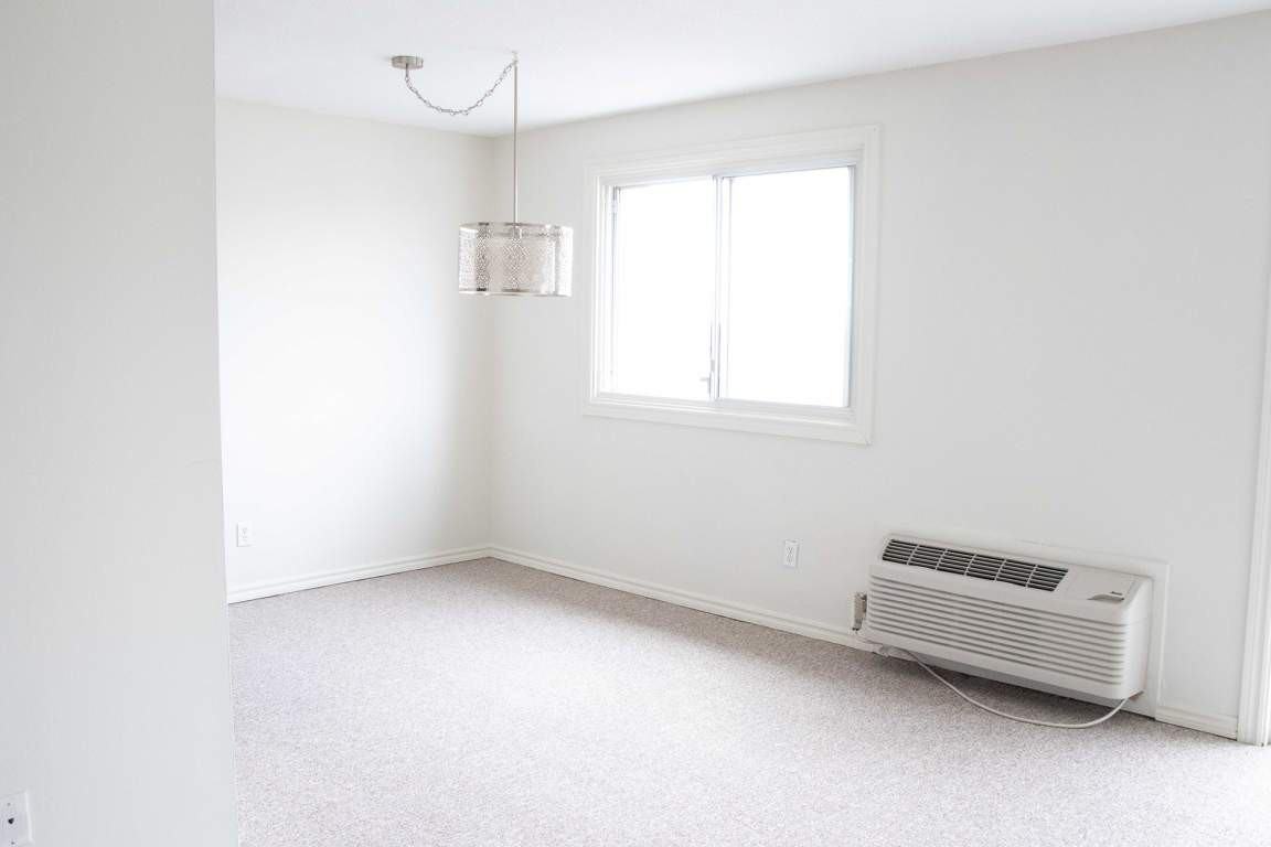 Talisman Square - Photo 3 of 17