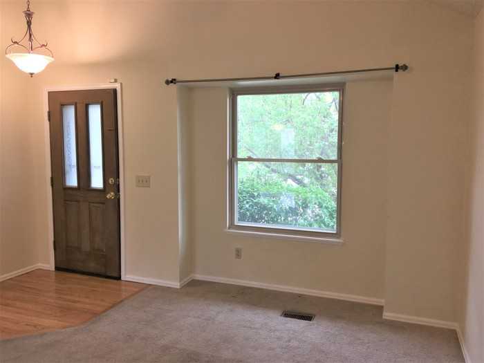 1265 Canoe Creek Dr N - Photo 2 of 25