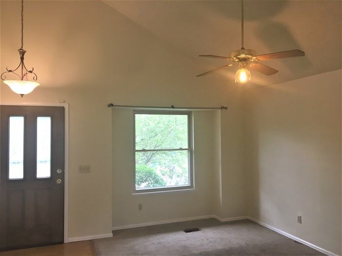 1265 Canoe Creek Dr N - Photo 3 of 25