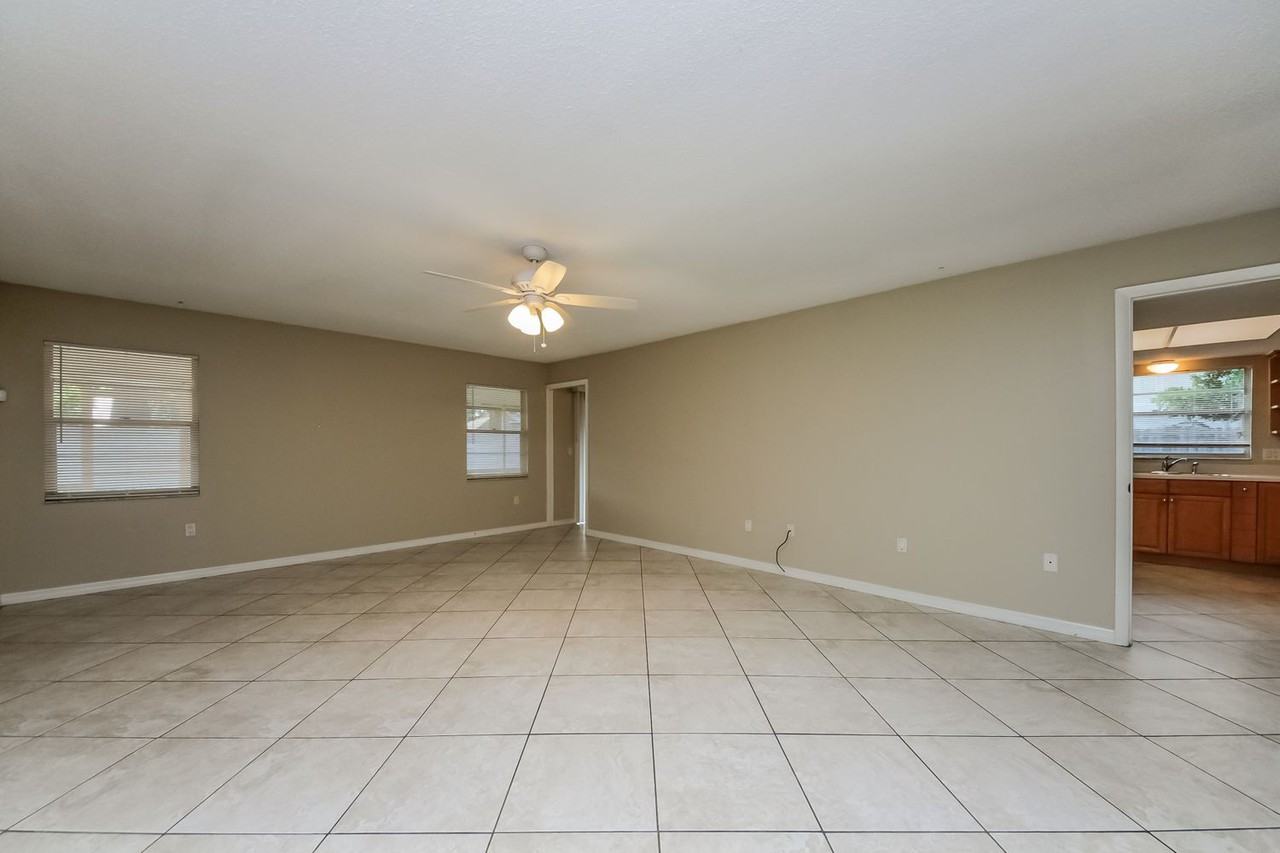 6320 Morning Mist Ln - Photo 3 of 15