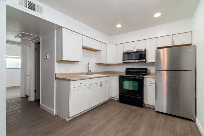 1229 W Southern Ave #C