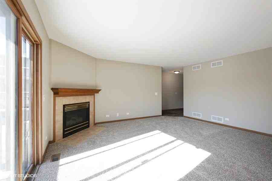 1812 W Highland Ave - Photo 3 of 10