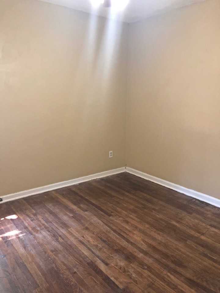 1892 Coventry Dr - Photo 7 of 11