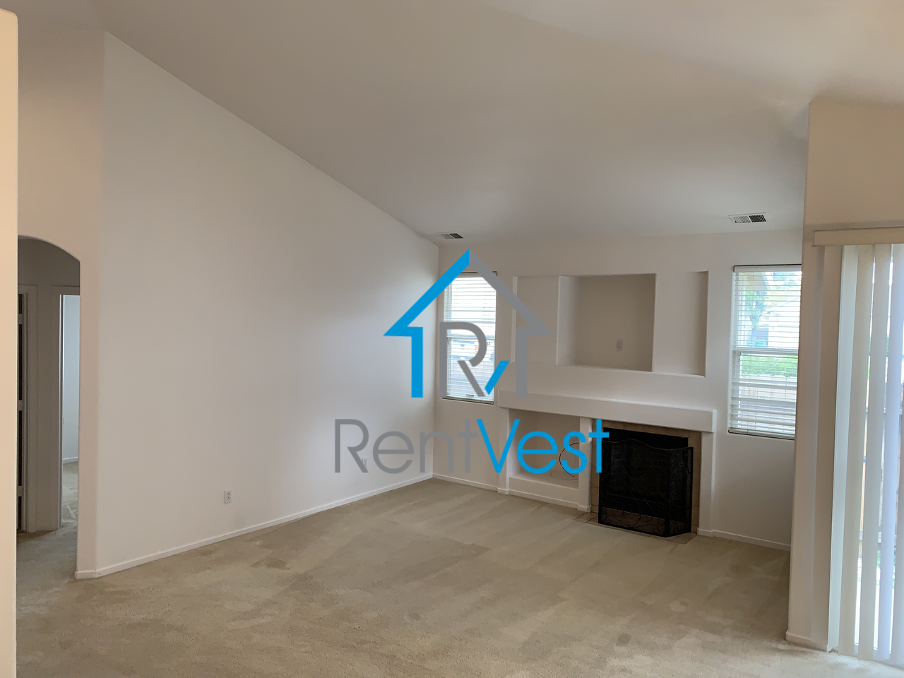 3881 Heron's Landing Dr - Photo 2 of 9