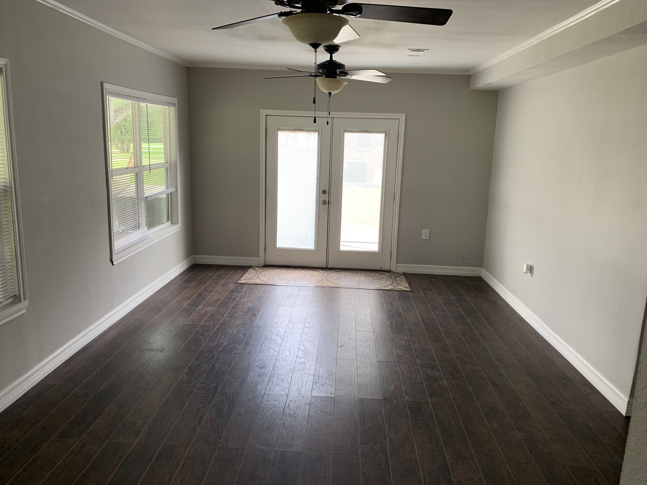 9461 N Garden Dr - Photo 3 of 24